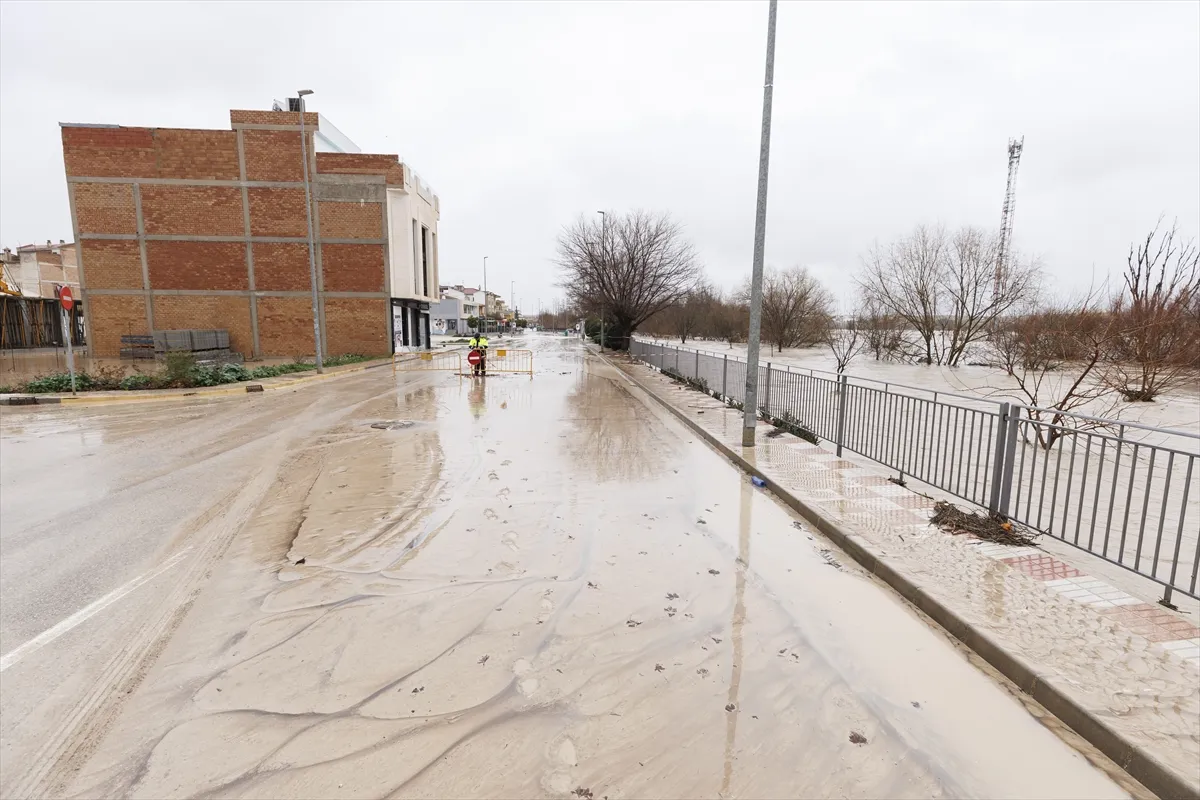 Poplave u Španiji i Portugalu: Jedna osoba poginula, djevojčica nestala