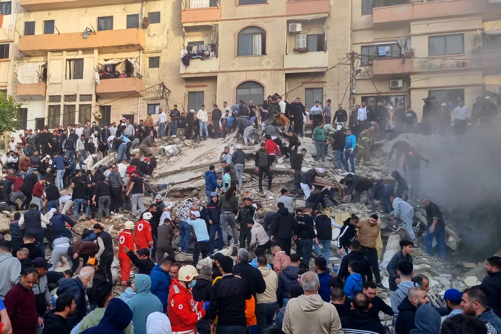 Srušila se zgrada u Tripoliju, i dijete među devetoro poginulih