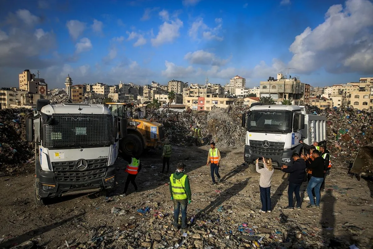 UNDP počeo čistiti ogromnu deponiju otpada u Gazi zbog zdravstvenih rizika