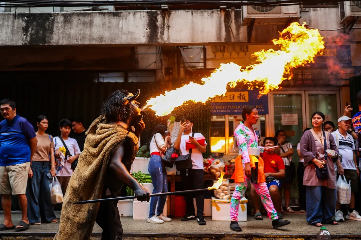 Desetine hiljada ljudi dočekale Lunarnu novu godinu u najstarijem kineskom kvartu na svijetu