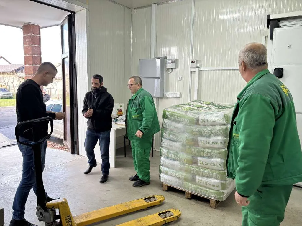 EMMAUS osigurao brašno Crvenom križu i Merhametu Bihać za pomoć socijalno ugroženima