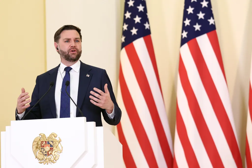 Vance: Razgovori sa Iranom dobro prošli, ali Iranci ne mogu imati nuklearno oružje