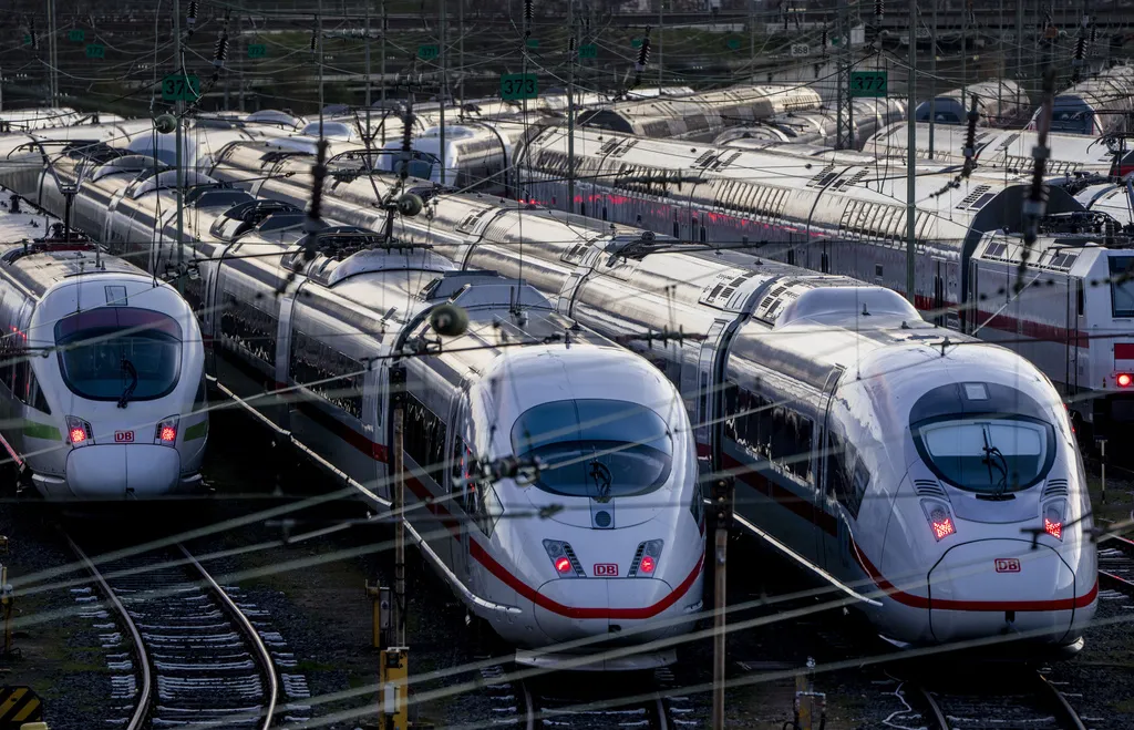 Njemački Deutsche Bahn pogođen cyber napadom na sisteme za karte i informacije