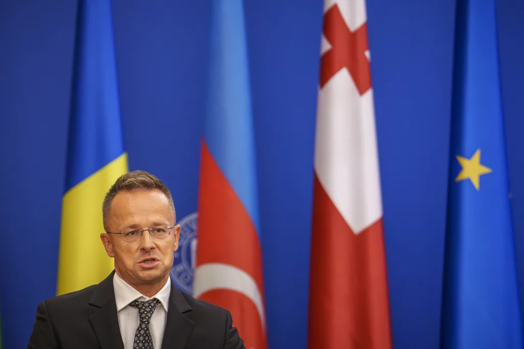 Szijjarto: Evropska komisija treba da brani interese članica, a ne Ukrajine