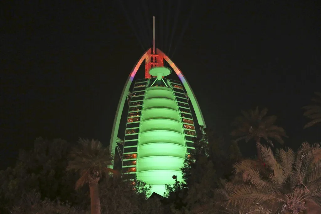 Otkriveno kako je oštećen jedan od najluksuznijih hotela svijeta u Dubaiju