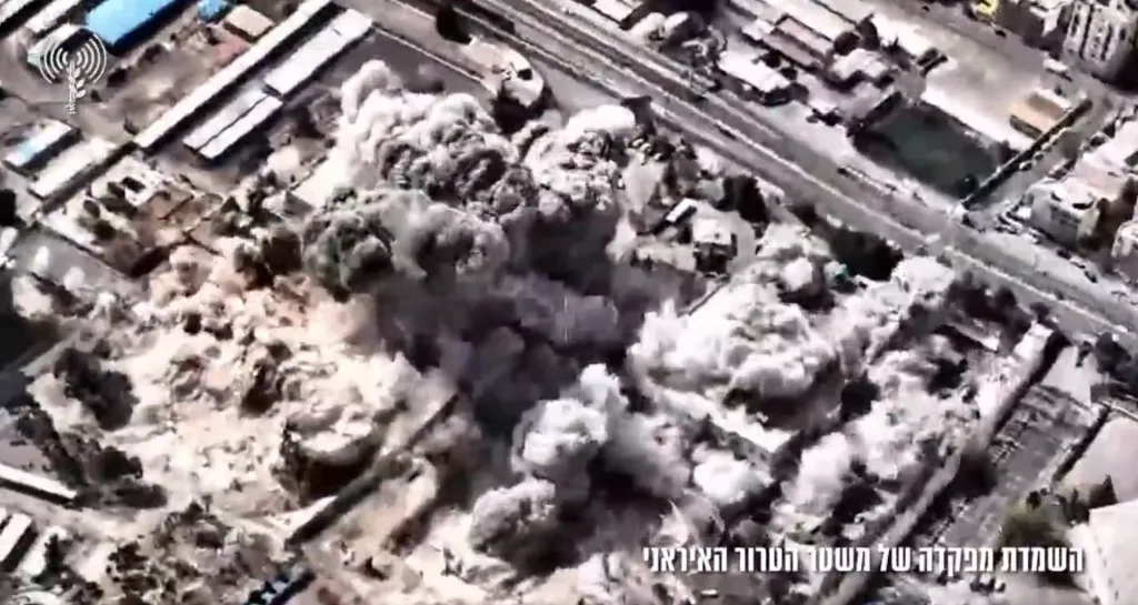 Izraelska vojska objavila video žestokog udara u središte iranskog režima