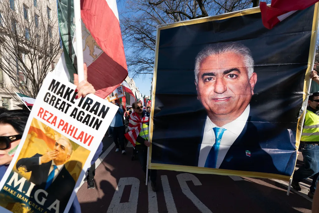 Pahlavi: Stvarni Iran je drugačiji, ustaće iz pepela kada Islamska Republika padne