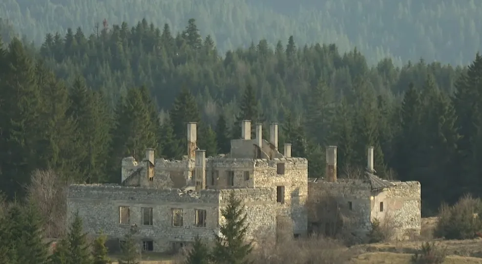 Glamoč između potencijala i zaborava: Grad netaknute prirode, pustih ulica i svakodnevnih izazova