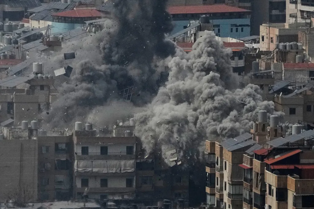 UŽIVO| Rat na Bliskom istoku: Iran tokom noći napao UAE, S. Arabiju, Kuvajt i Bahrein