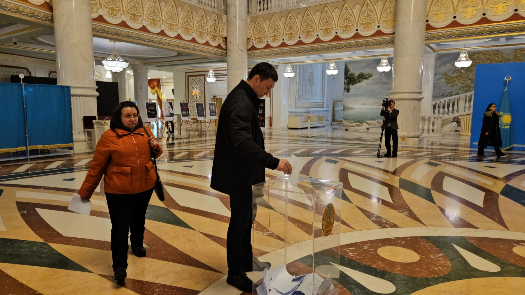 Euronews BiH na biralištima u Astani: Građani glasaju o budućnosti kazahstanskog Ustava