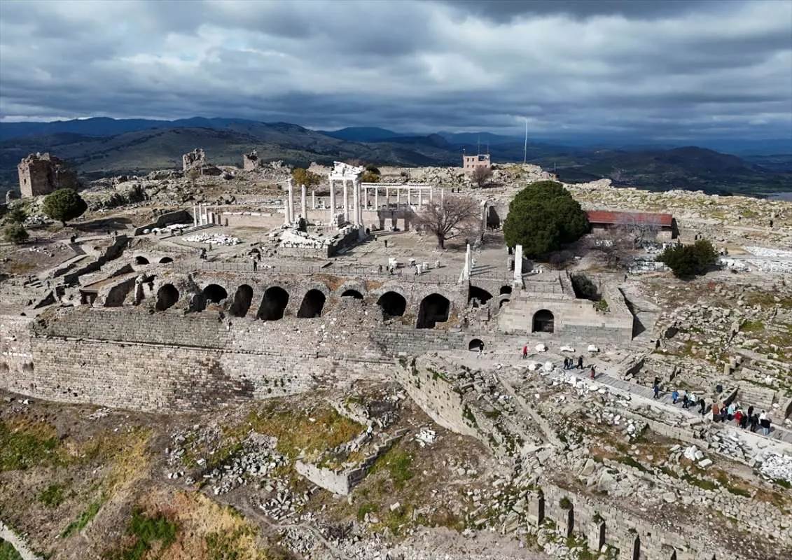 Akropola Bergama u Izmiru: Svjedočanstvo bogate kulturne baštine Turske