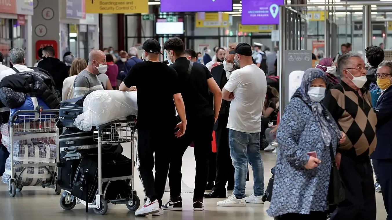 Evropski sistem ulaska/izlaska (EES): Šta putnici trebaju znati prije uvođenja 10. aprila