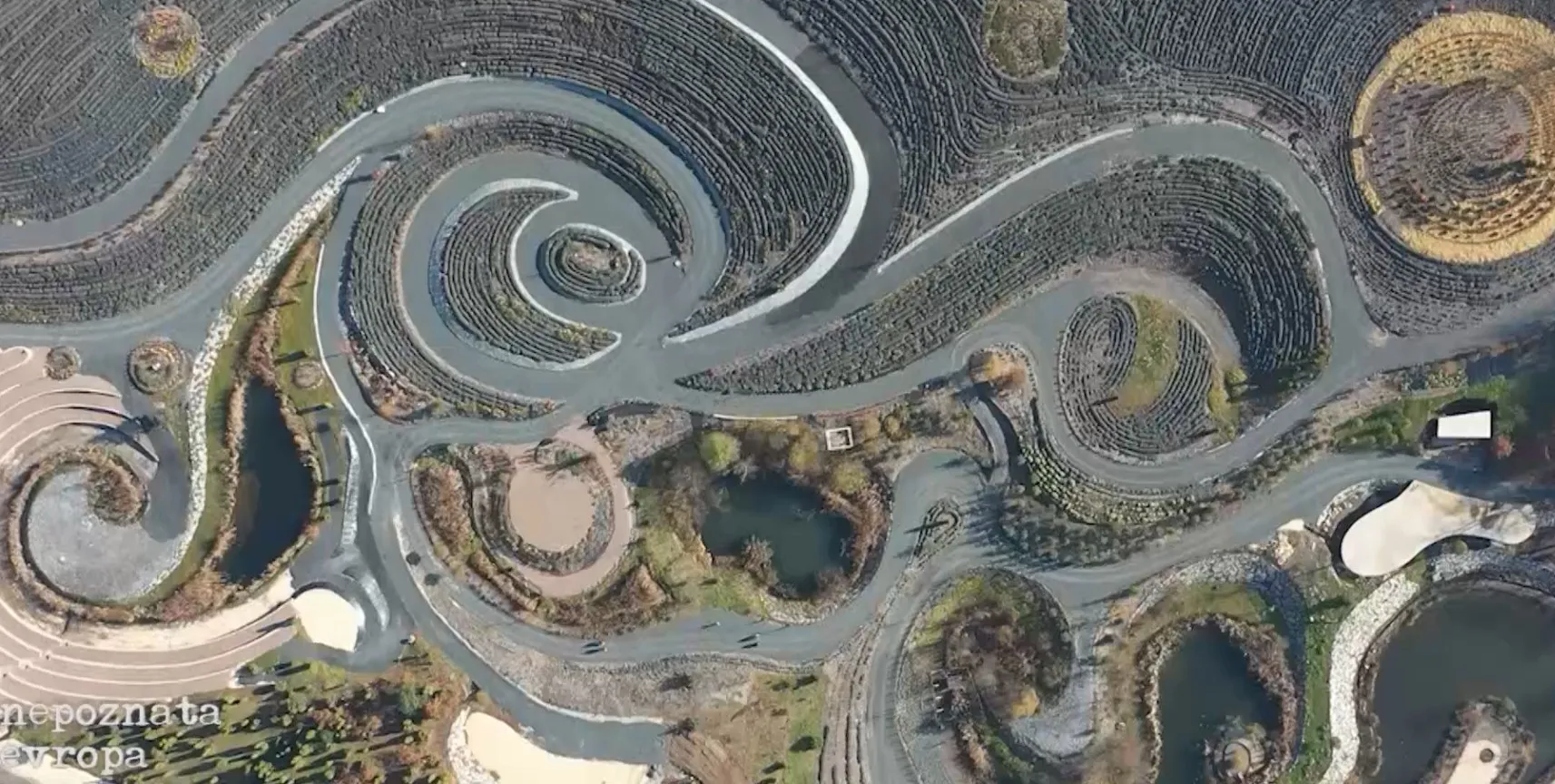 Nepoznata Evropa: Lavanda, jezera i spirale – živa "Zvjezdana noć" u BiH