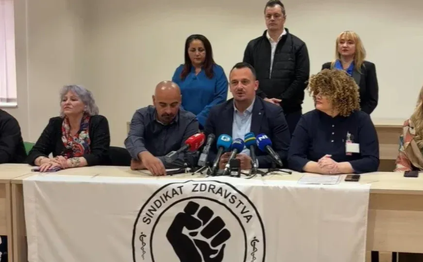 Bez dogovora Vlade KS i Sindikata: Zdravstveni radnici u Sarajevu izlaze na ulice 24. aprila