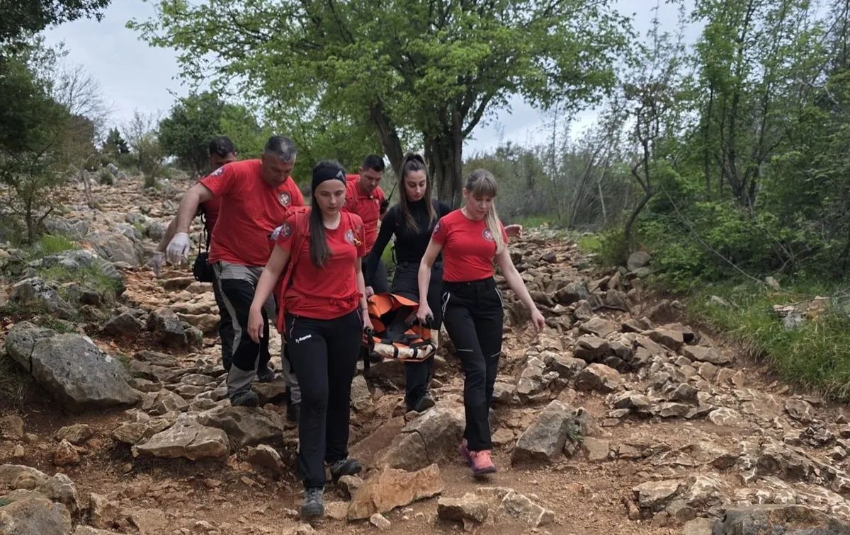 Pripadnici HGSS iz Čitluka spasili povrijeđenu Amerikanku sa Brda ukazanja kod Međugorja