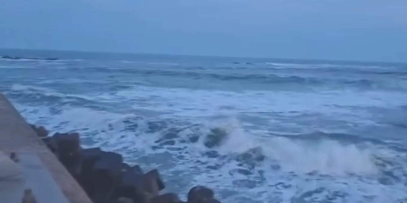 Cunami na pacifičkoj obali nakon zemljotresa u Japanu