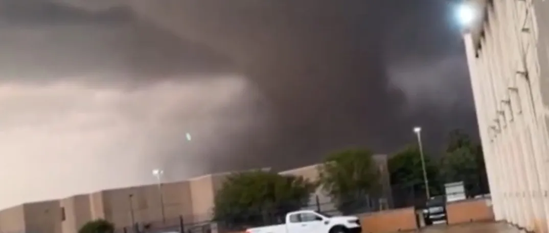 Tornado poharao grad u Oklahomi