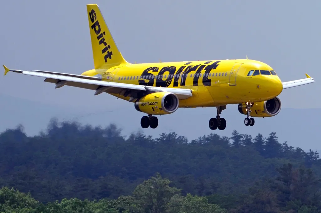 Aviokompanija Spirit Airlines saopštila je da se gasi i odmah prekida poslovanje nakon 34 godine