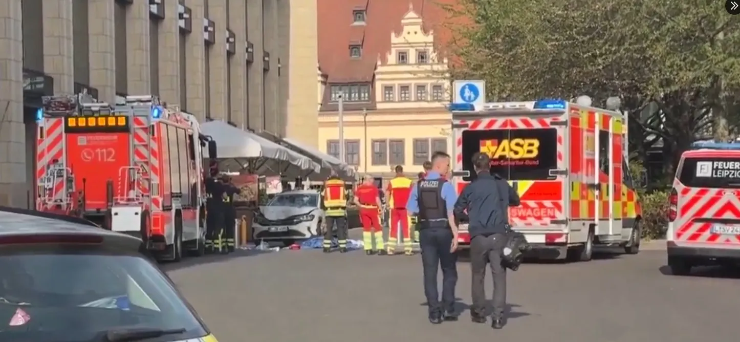 Uhapšen osumnjičeni koji se zaletio automobilom u pješačku zonu u Lajpcigu