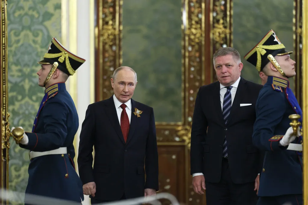 Fico tokom susreta sa Putinom: Nova "gvozdena zavjesa" dijeli Evropu