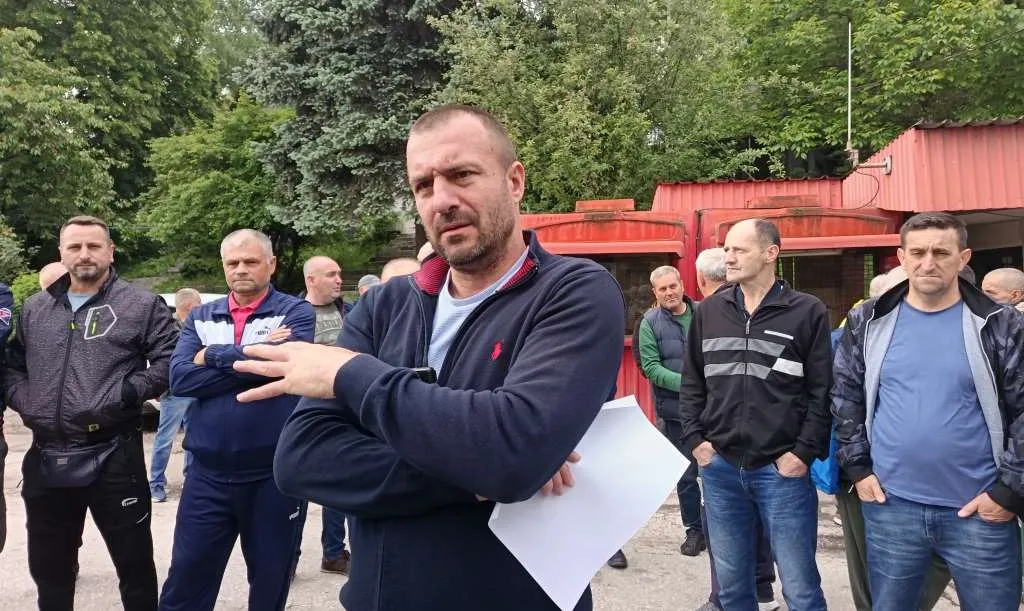 Protest penzionisanih rudara u Zenici: Robovi smo sistema, čekamo penzije i do 18 mjeseci