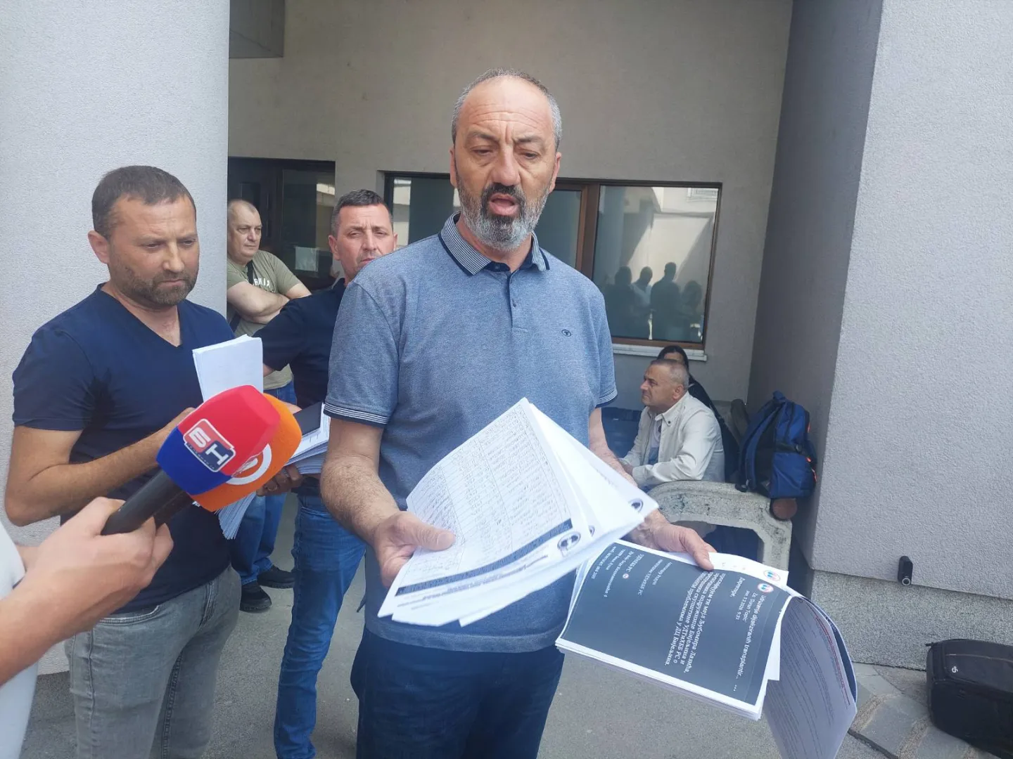 Dijalizni pacijenti na skupu u Banjaluci: Upozorili na nedostatak lijekova, traže smjenu uprave Zavoda