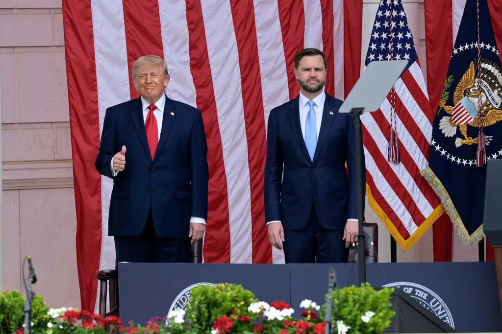 NYT: Trump nije siguran da je Vance pravi kandidat za njegovog nasljednika