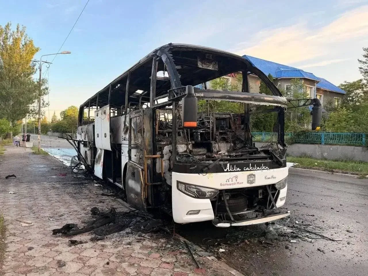 Dron pogodio autobus u Donjecku, sedmero mrtvih