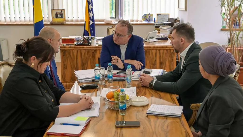 Nikšić i Delić: Roditeljske kuće u Sarajevu i Tuzli zaslužuju podršku Vlade Federacije BiH