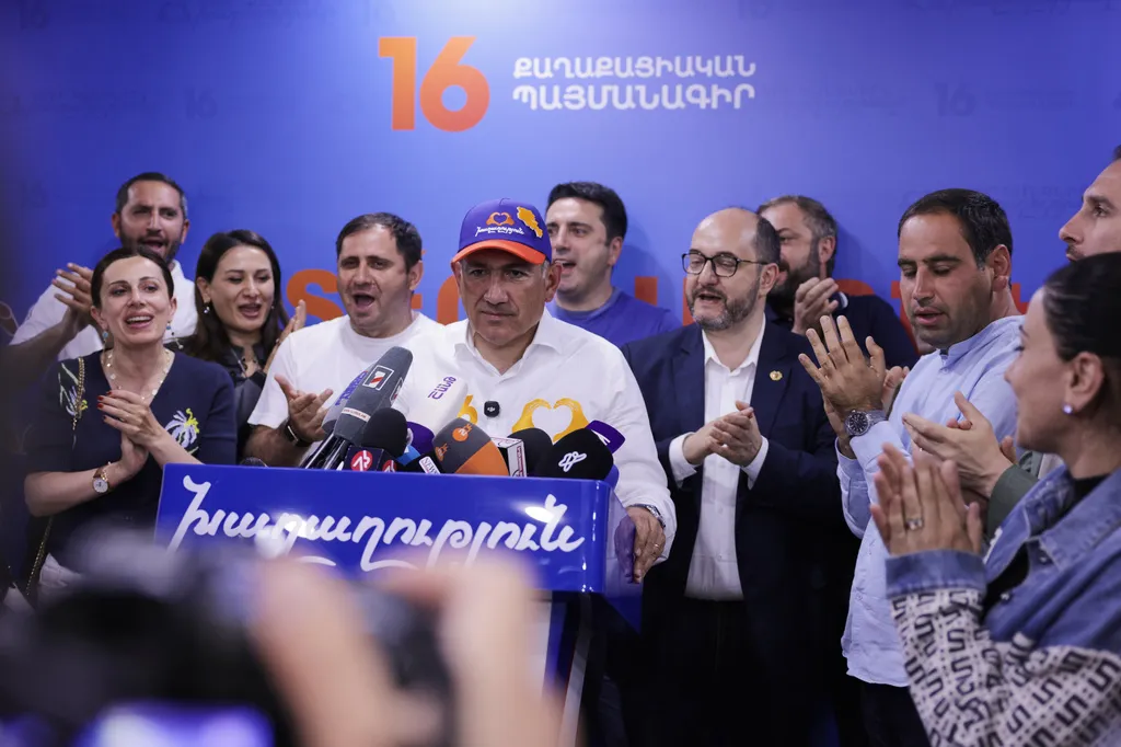 Pashinyan proglasio pobjedu na parlamentarnim izborima u Jermeniji