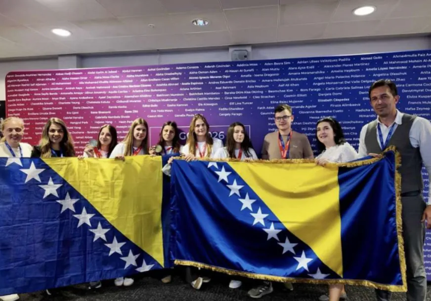 Učenici iz BiH donijeli pet medalja sa međunarodne olimpijade nauke i inovacija u Londonu