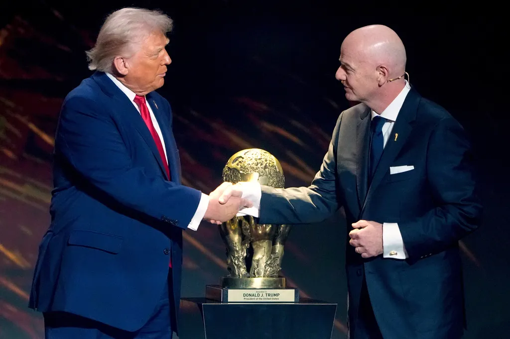 Trump potvrdio da je od šefa FIFA-e tražio da preispita crveni karton američkom napadaču Balogunu