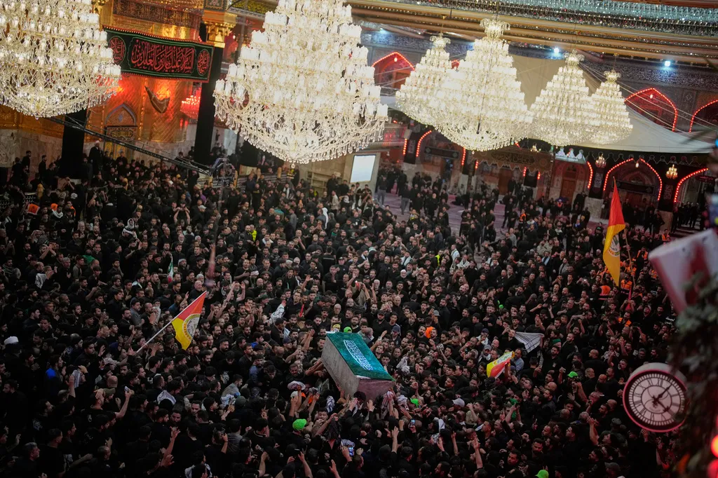 Završen period žalosti: Sahranjen ajatolah Ali Khamenei