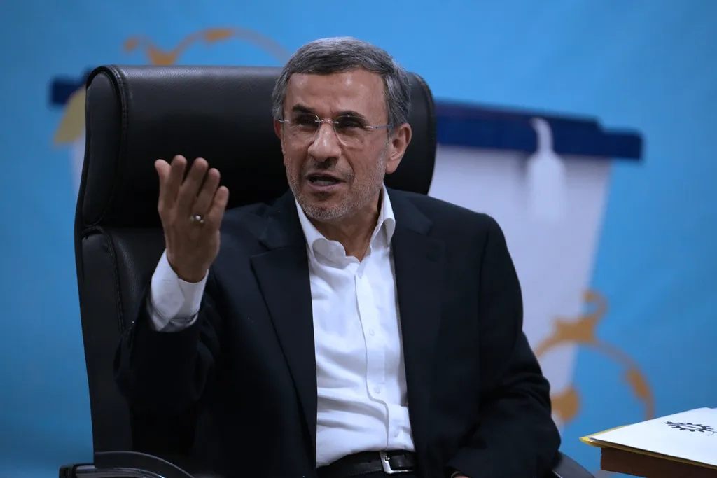 Uhapšen bivši iranski predsjednik Mahmoud Ahmadinejad zbog kontakata sa Izraelom