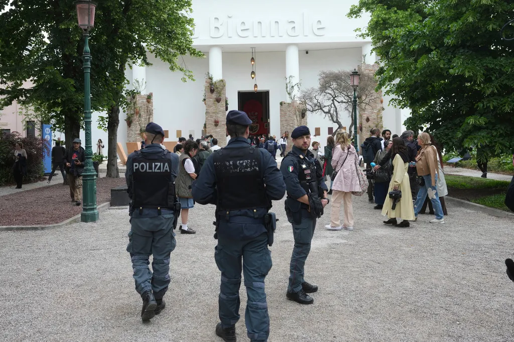 Velika akcija u Italiji: Uhapšeno 79 osoba u udaru na mafijašku mrežu "Ndrangheta"
