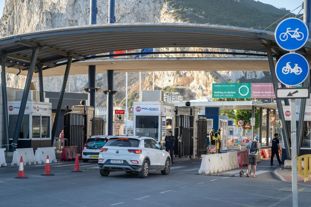 EU i Britanija postigli sporazum o ukidanju granične kontrole između Španije i Gibraltara