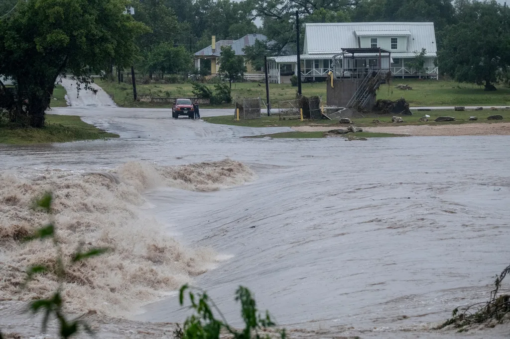 Poplave u Teksasu, poginula najmanje jedna osoba