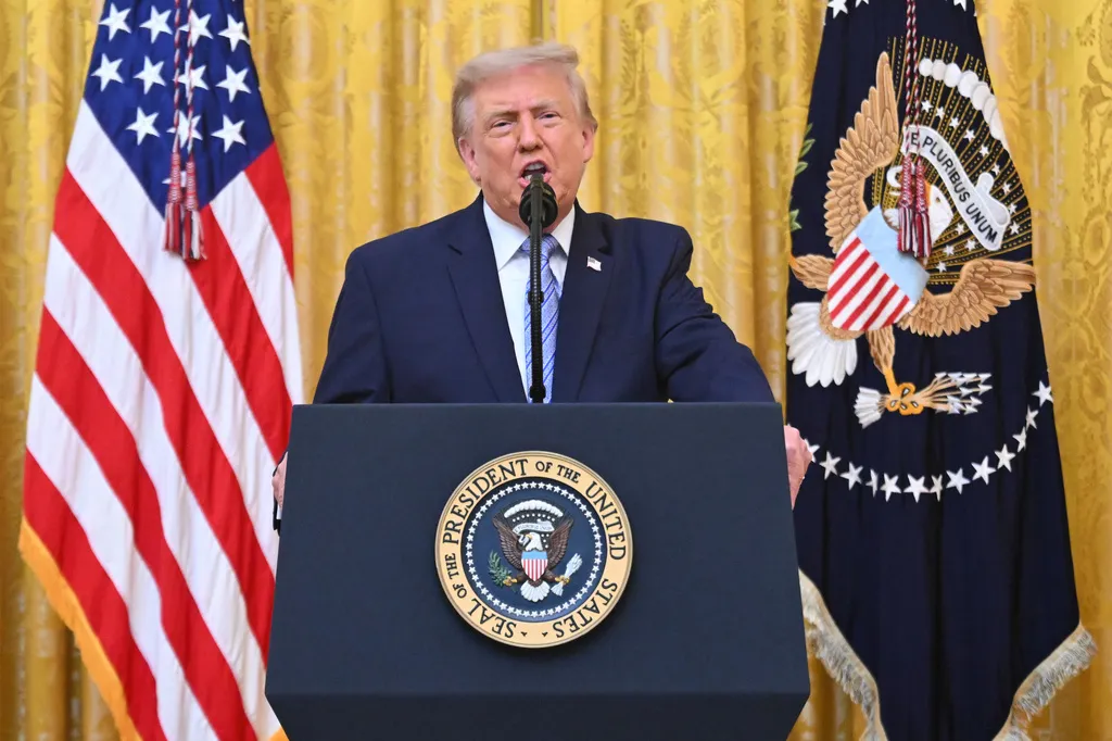 Trump objavio tajne dokumente o Kini, ali američke službe poručuju: Nema dokaza da je mijenjala izbore 2020.