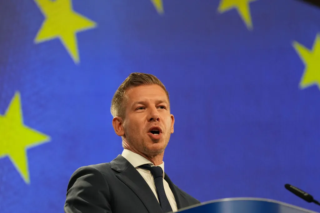Muškarac pljunuo mađarskog premijera na željezničkoj stanici