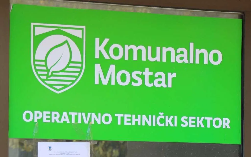 Mostar: Sindikat traži smjenu v.d. direktorice JP Komunalno i povratak otpuštenih radnika na posao