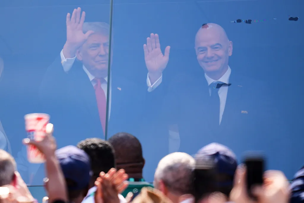 Demokratski kongresmen zatražio istragu o Infantinu zbog odnosa sa Trumpom
