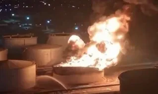Izbio požar u rezervoaru za gorivo u rafineriji u libijskom gradu Zavija
