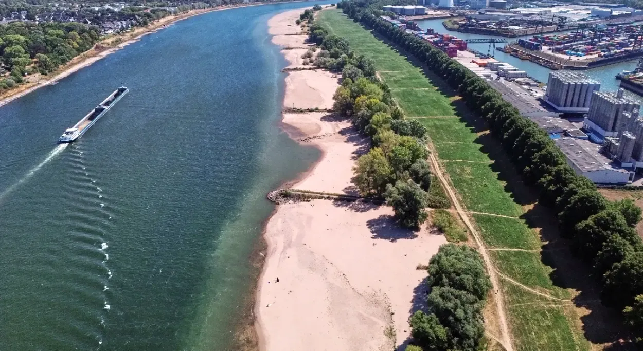 Pad vodostaja Dunava u Bugarskoj: Plovidba otežana, NE Kozloduj radi nesmetano