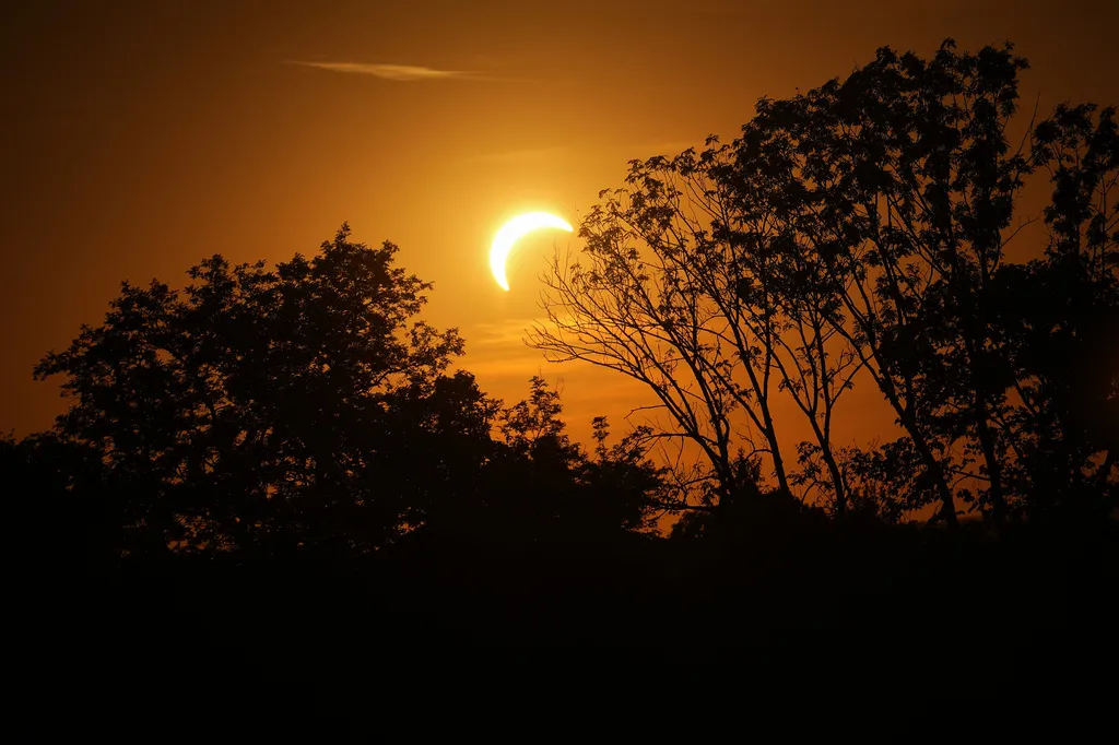 (UŽIVO) Potpuno pomračenje Sunca u Evropi