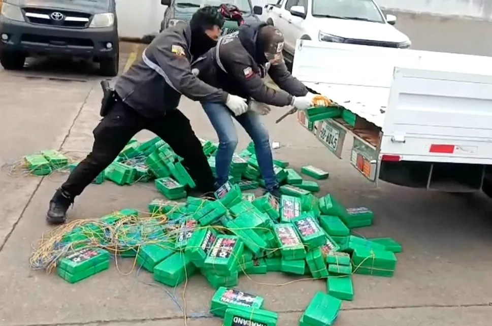 U Ekvadoru zaplijenjeno 469 kilograma kokaina, na paketima fotografija Halanda