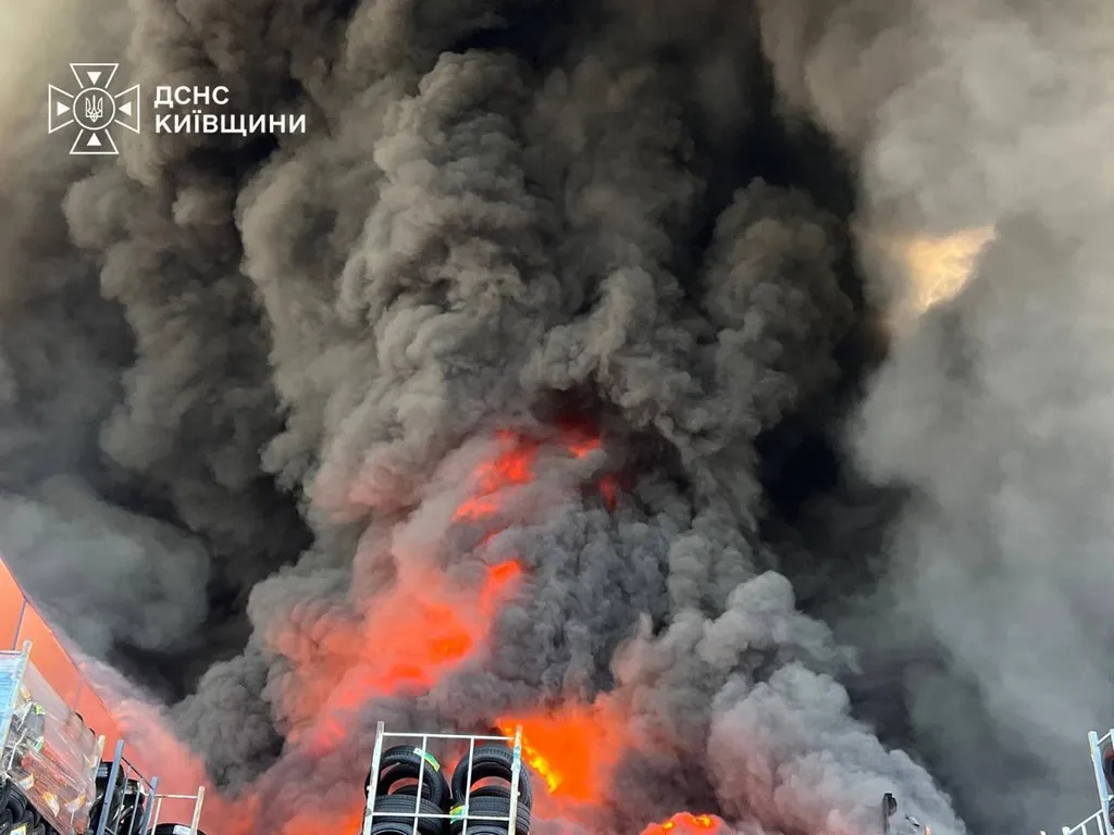 Najmanje 37 mrtvih u ruskom napadu na skladište kod Buče, povrijeđene 42 osobe