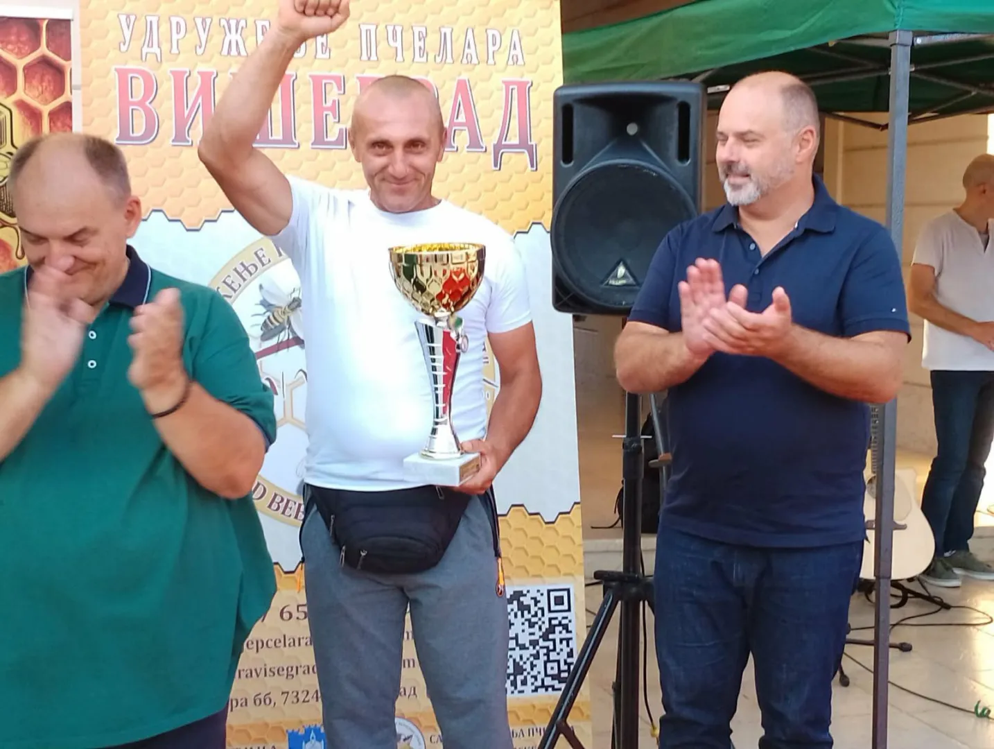 Pčelar iz Višegrada osvojio zlatni pehar za šampiona kvaliteta