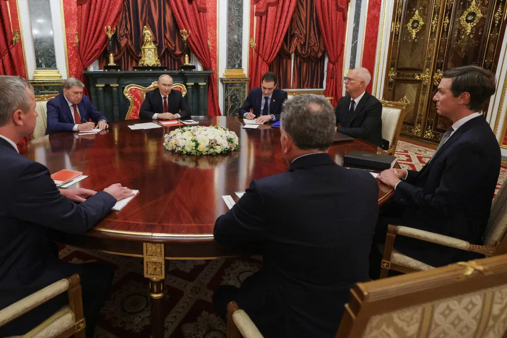 Putin razgovarao sa Witkoffom i Kushnerom više od tri sata: Razgovori o okončanju rata u Ukrajini