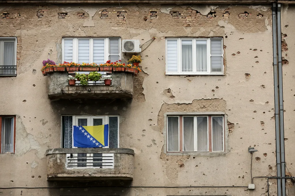 Vlada KS usvojila program sistemske sanacije objekata oštećenih u ratu