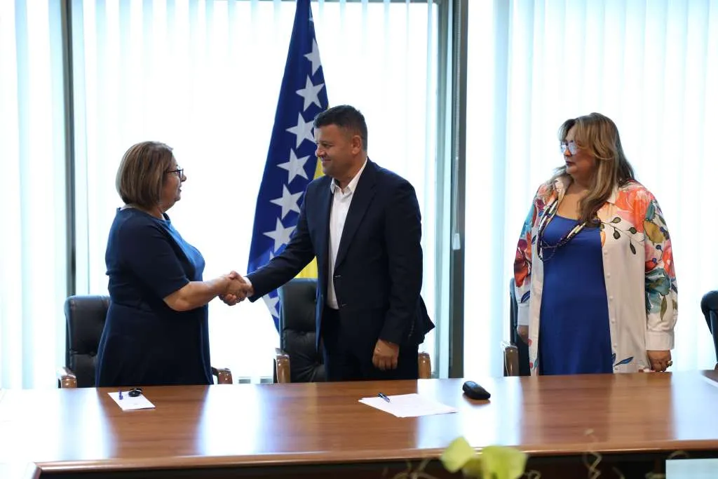 Za devet sigurnih kuća u BiH 120.000 KM, upozoreno na rast nasilja nad djecom i digitalnog nasilja